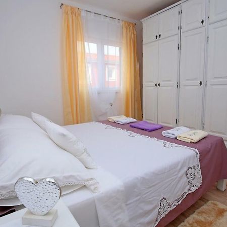 Luciano Apartment Mravince Екстериор снимка